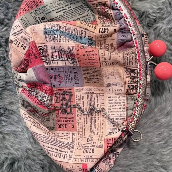 Whimsical Bubble Purse – Bronze Clasp & Silver Chain – Statement Bag - Picture 10 of 13